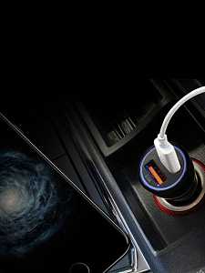 Зарядка в прикуриватель для автомобиля 2*USB TDS TS-CAU36 Черное