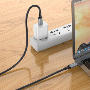 HOCO US01 Черный кабель PD100W (TYPE C - TYPE C) 1.2м