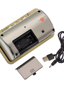 VST 728-2 Зеленые часы настольные (без блока)