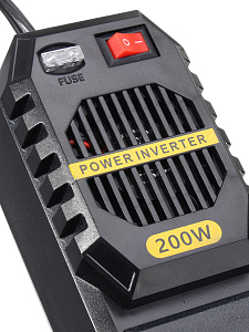 TDS TS-CAU42 автомобильный инвертор (220В/200Вт)