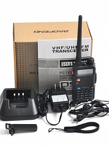 Рация Baofeng UV-5R 5W с гарнитурой черная